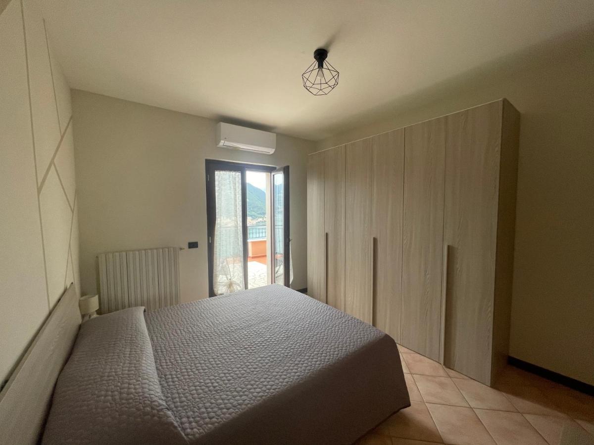 Appartamento Vista Lago D'Iseo スルツァーノ エクステリア 写真
